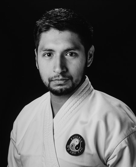 Tomás Calfueque - Maestro 3er grado Wu Shu Tao