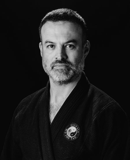 Gabriel Schöning - Maestro Fundador 6to grado Wu Shu Tao
